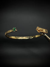 Load image into Gallery viewer, Golden Zipper Brc
