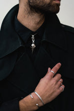 Load image into Gallery viewer, Skull necklace
