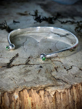 Load image into Gallery viewer, Silver bracelet with dioptase stones
