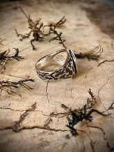 Load image into Gallery viewer, Vintage Manhattan
