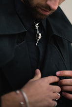 Load image into Gallery viewer, Skull necklace
